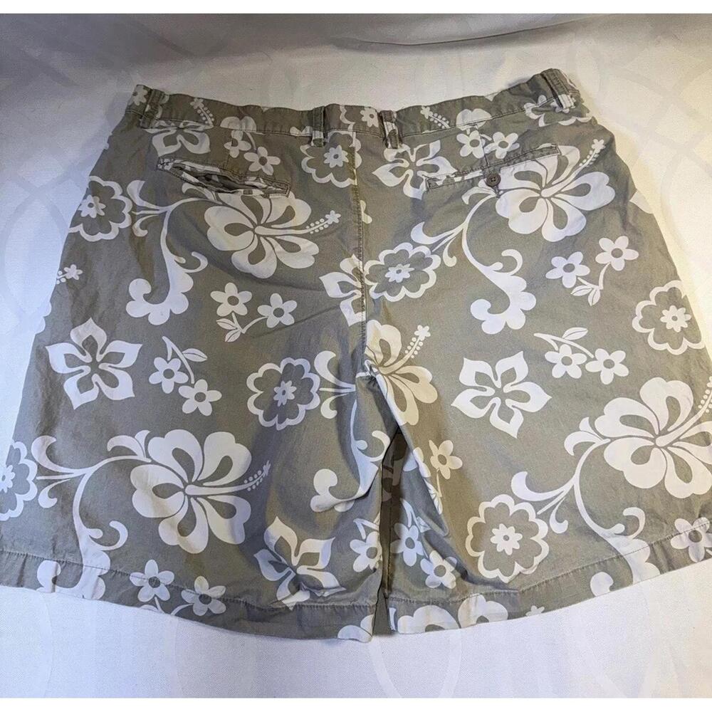 Islander Tan/White Floral Print Tropical Shorts Mens Size 42 - Picture 3 of 9